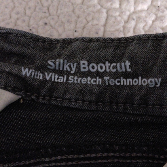 Laurie Felt ST(Small Tall)Grey Silky Bootcut Jeans - Picture 6 of 15